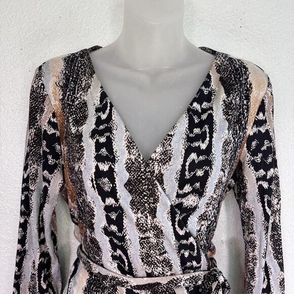 Diane Von Furstenberg Wrap Dress Womens 14 Silk Snakeskin Print New Julian Two - Picture 4 of 13